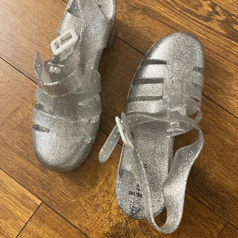 Platforms - Picture 3 of 3